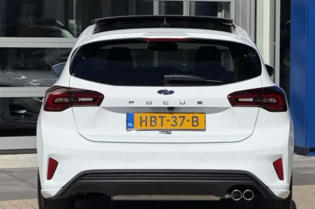Ford Focus (2025) thumbnail 6