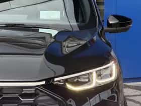 Ford Kuga (2024) thumbnail 2
