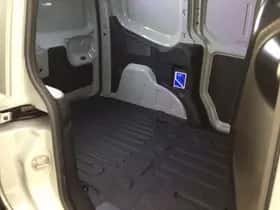 Ford Transit Courier (2023) thumbnail 5
