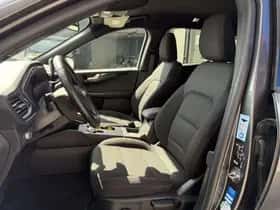 Ford Kuga (2022) thumbnail 15