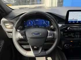 Ford Kuga (2022) thumbnail 19