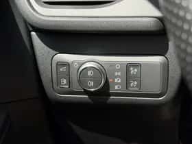 Ford Kuga (2022) thumbnail 21