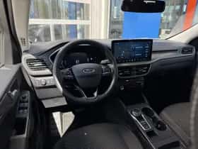 Ford Kuga (2025) thumbnail 17