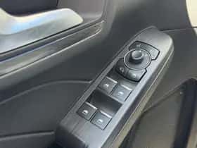 Ford Kuga (2025) thumbnail 22