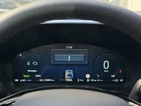 Ford Kuga (2025) thumbnail 25