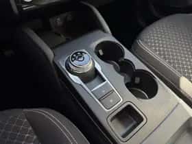 Ford Kuga (2025) thumbnail 31