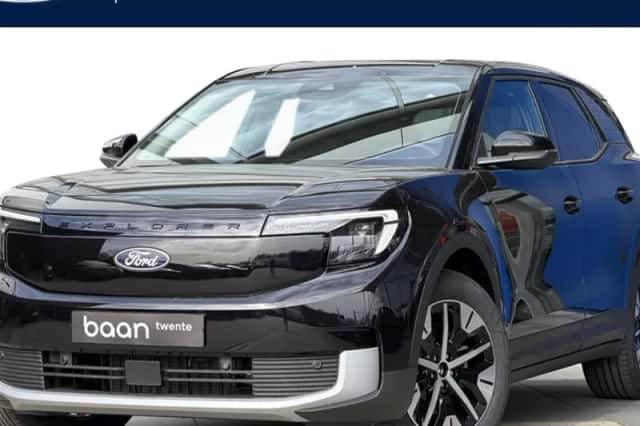 Ford Explorer (2025) thumbnail 1