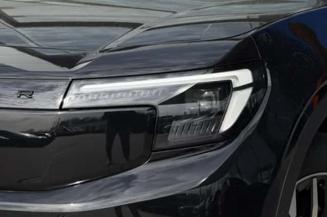 Ford Explorer (2025) thumbnail 6