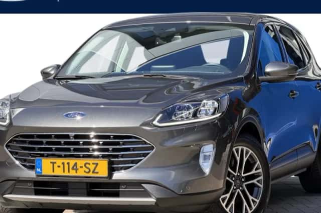 Ford Kuga (2020) thumbnail 1