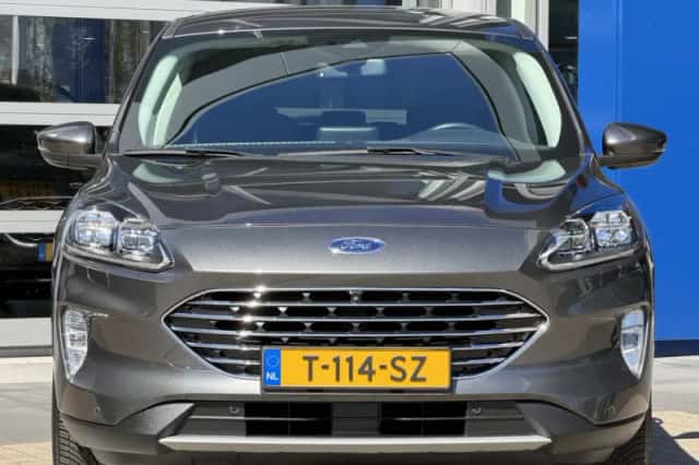 Ford Kuga (2020) thumbnail 4