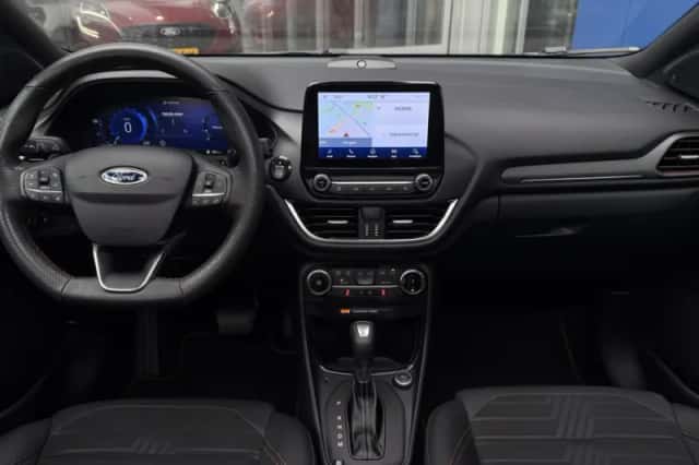 Ford Puma (2021) thumbnail 2