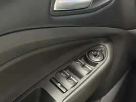 Ford Kuga thumbnail 23