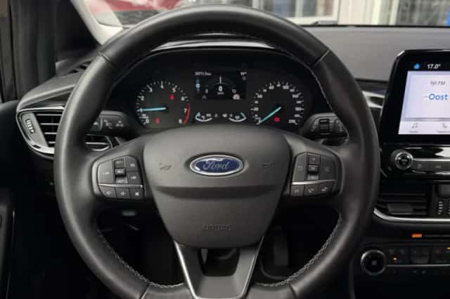 Ford Fiesta (2023) thumbnail 4