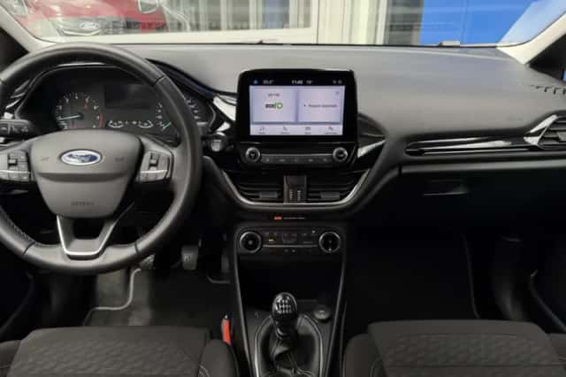 Ford Fiesta (2023) thumbnail 2