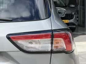 Ford Kuga (2022) thumbnail 12