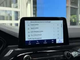 Ford Kuga (2022) thumbnail 33