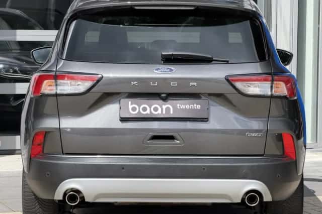 Ford Kuga (2022) thumbnail 5