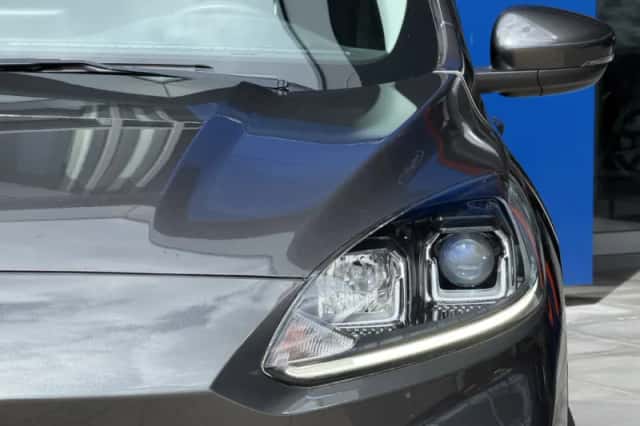 Ford Kuga (2022) thumbnail 6