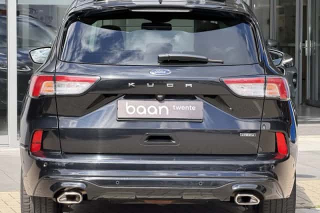 Ford Kuga (2022) thumbnail 5