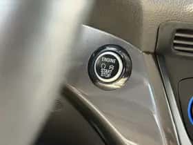 Ford C-Max (2018) thumbnail 21