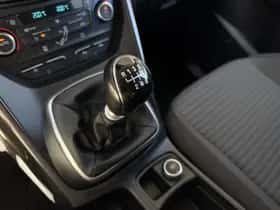 Ford C-Max (2018) thumbnail 24