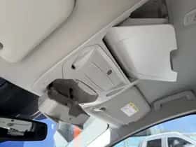 Ford C-Max (2018) thumbnail 31