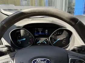 Ford Kuga (2018) thumbnail 18