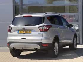 Ford Kuga (2018) thumbnail 3