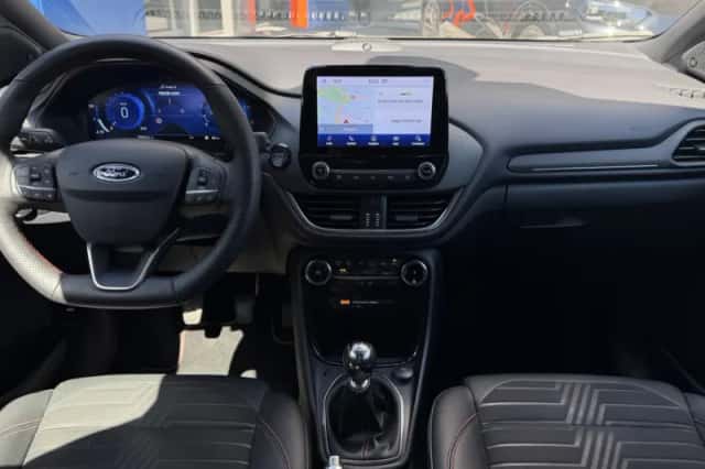 Ford Puma (2023) thumbnail 2