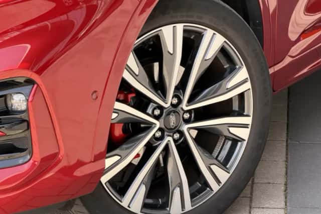 Ford Kuga (2022) thumbnail 6