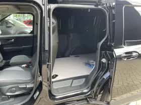 Ford E-Transit Courier (2026) thumbnail 19