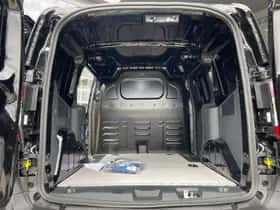Ford E-Transit Courier (2026) thumbnail 21