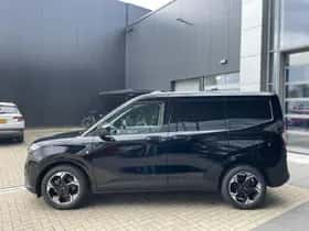 Ford E-Transit Courier (2026) thumbnail 5