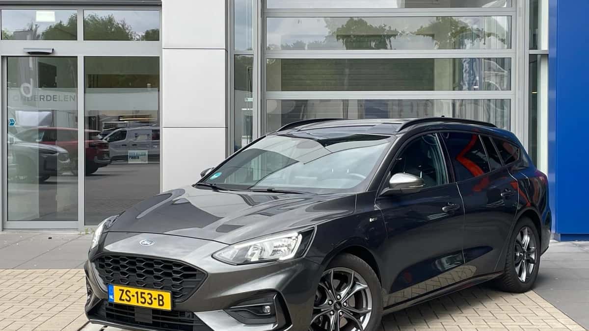 Ford Focus (2019) — foto 1