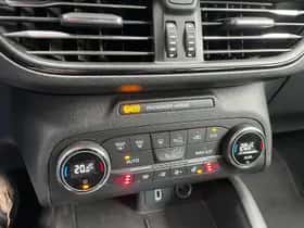 Ford Focus (2019) thumbnail 17