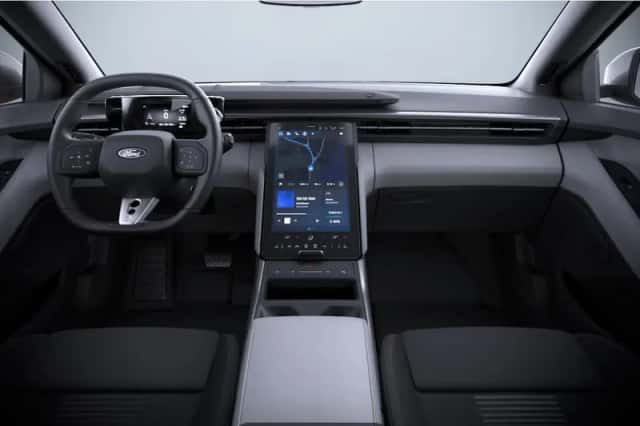 Ford Capri (2026) thumbnail 3