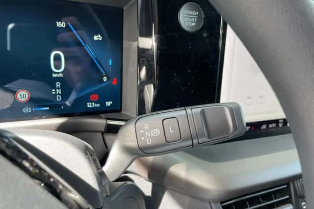Ford E-Transit Courier (2026) thumbnail 12