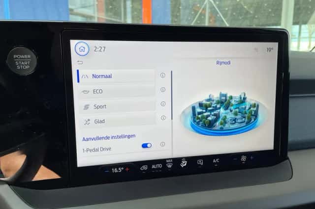 Ford E-Transit Courier (2026) thumbnail 19