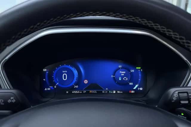 Ford Kuga (2022) thumbnail 12