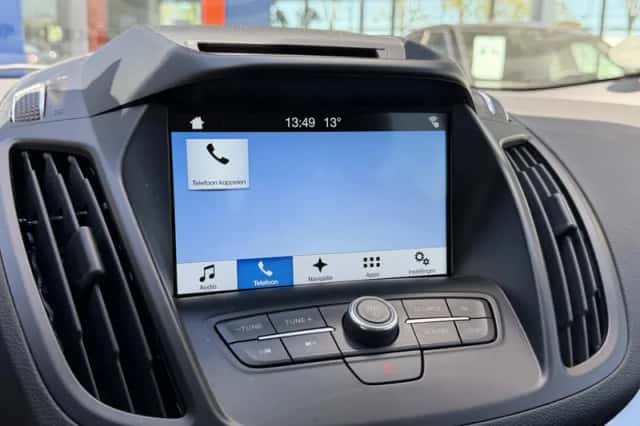 Ford Kuga (2018) thumbnail 26