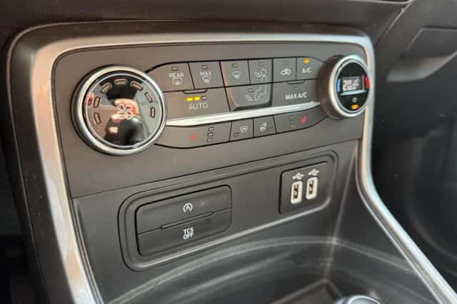 Ford EcoSport (2019) thumbnail 24