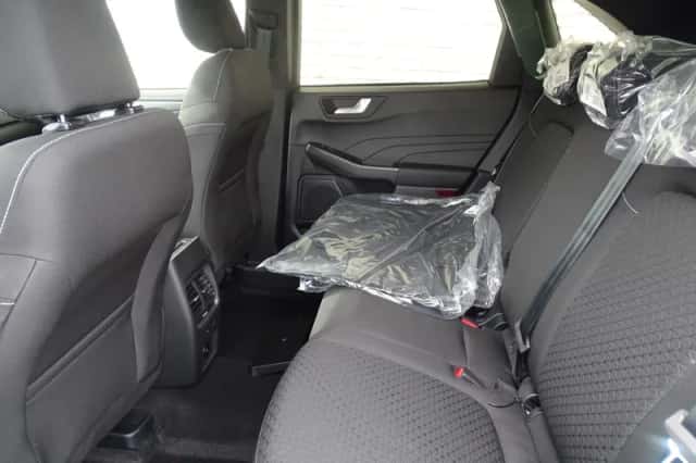 Ford Kuga (2026) thumbnail 13