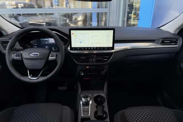 Ford Kuga (2026) thumbnail 2