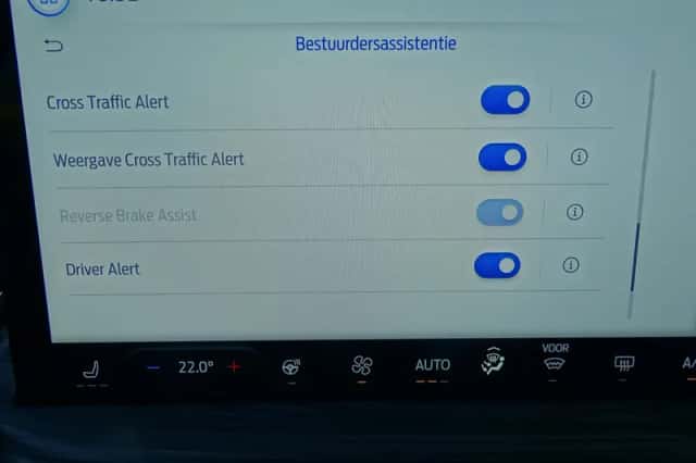 Ford Kuga (2026) thumbnail 32