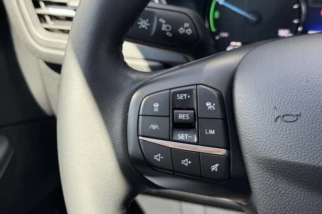 Ford Kuga (2020) thumbnail 20