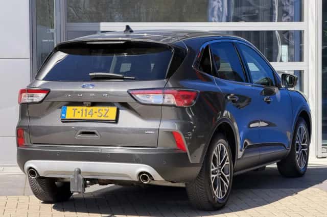 Ford Kuga (2020) thumbnail 3