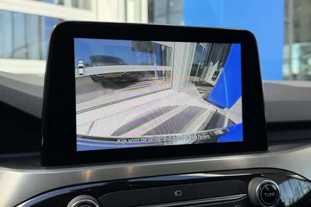 Ford Kuga (2020) thumbnail 38
