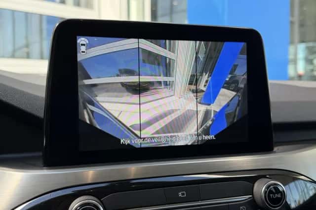 Ford Kuga (2020) thumbnail 39
