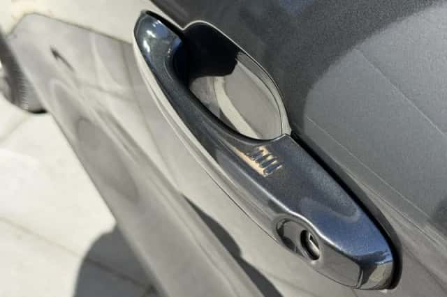Ford Kuga (2020) thumbnail 10