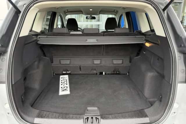 Ford Kuga (2017) thumbnail 13